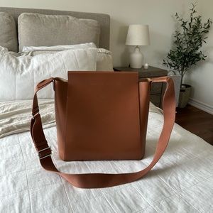 Everlane Form Bag - Cognac
